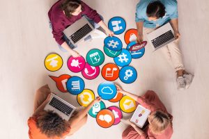 What is the difference between a content strategist and a content creator